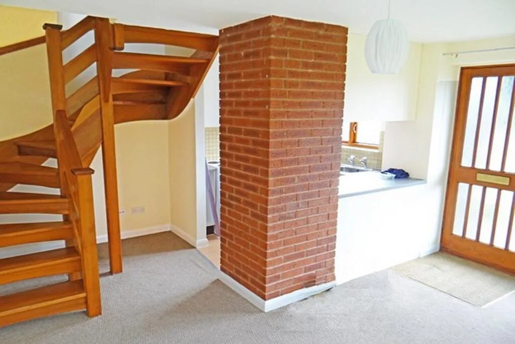 1 bedroom semi-detached house for rent