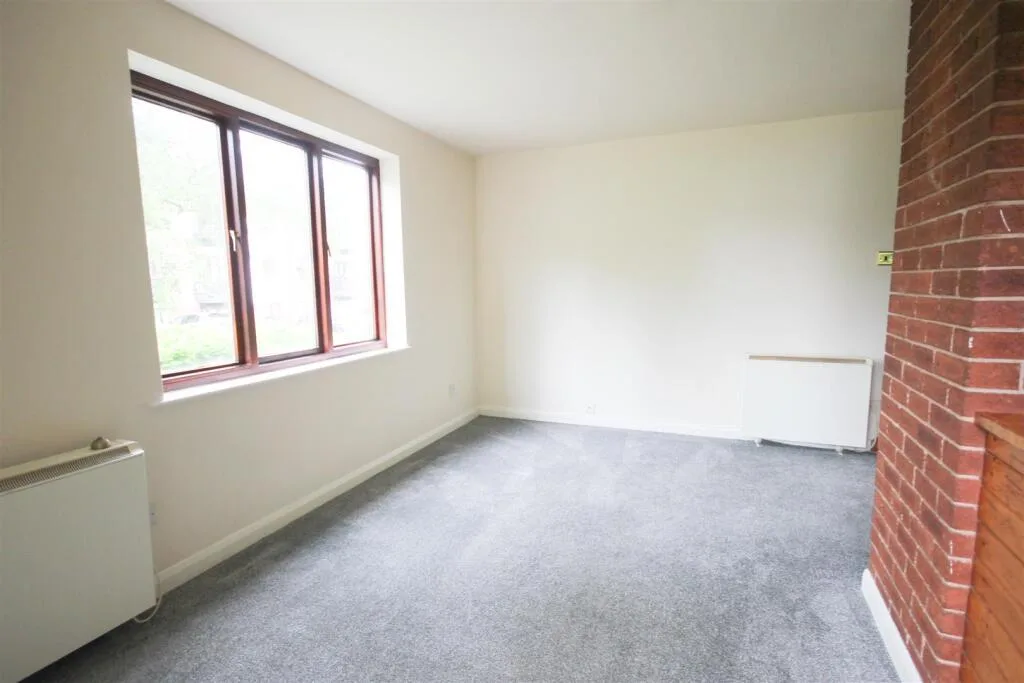 1 bedroom house for rent