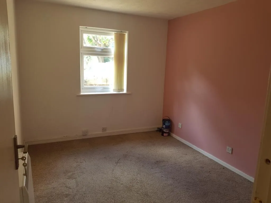 2 bedroom ground floor flat for rent