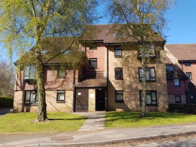 2 bedroom ground floor flat for rent