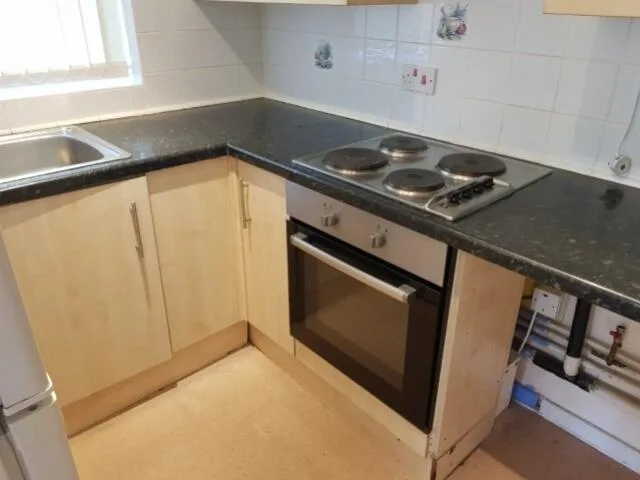 2 bedroom ground floor flat for rent