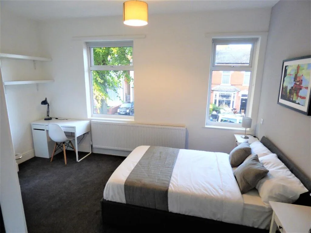 1 bedroom house share for rent