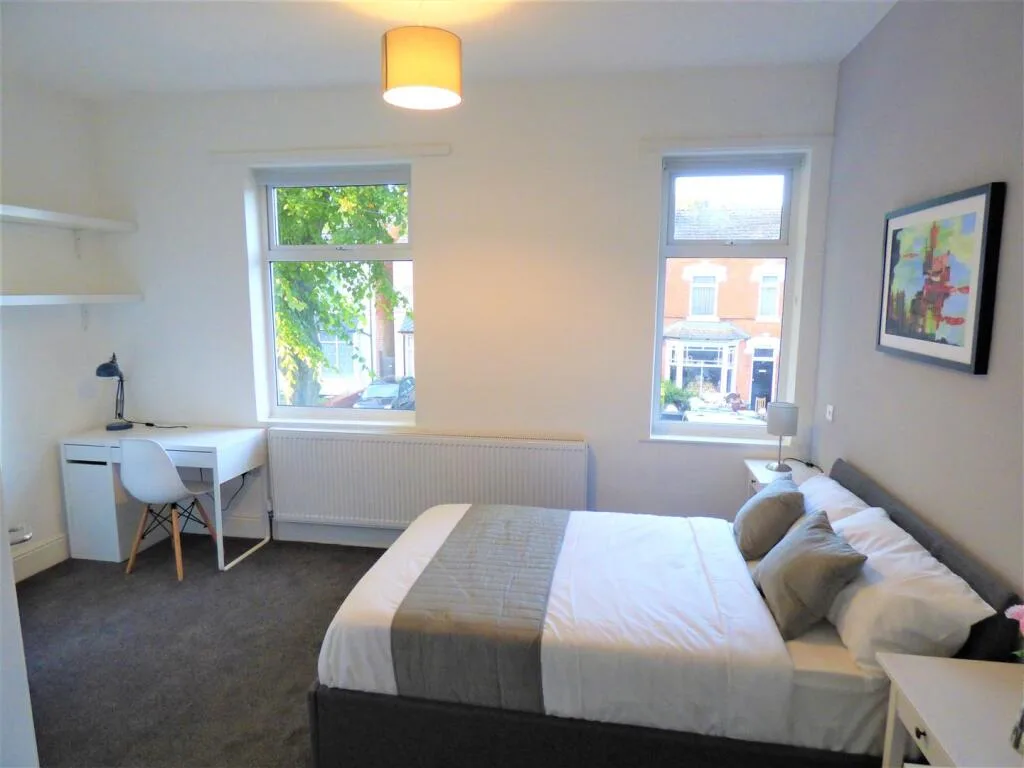 1 bedroom house share for rent
