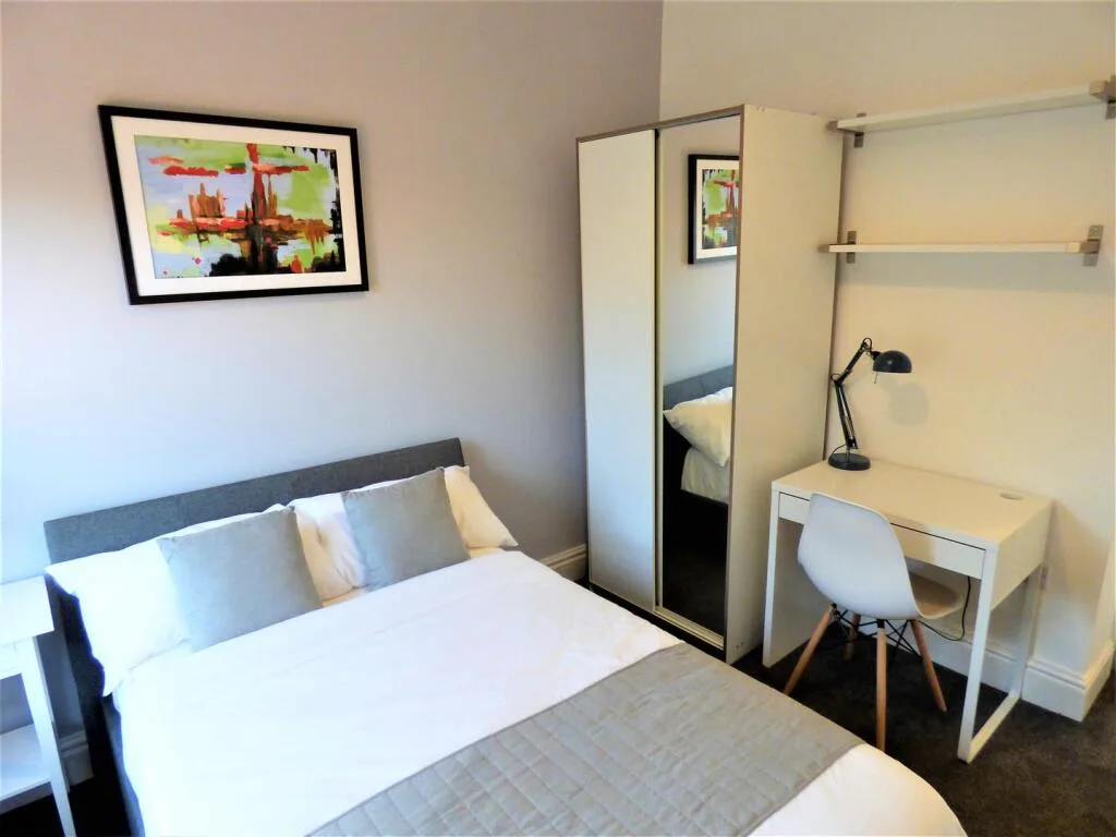 1 bedroom house share for rent