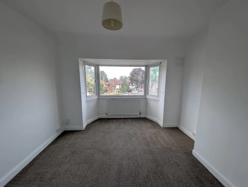 3 bedroom semi-detached house for rent