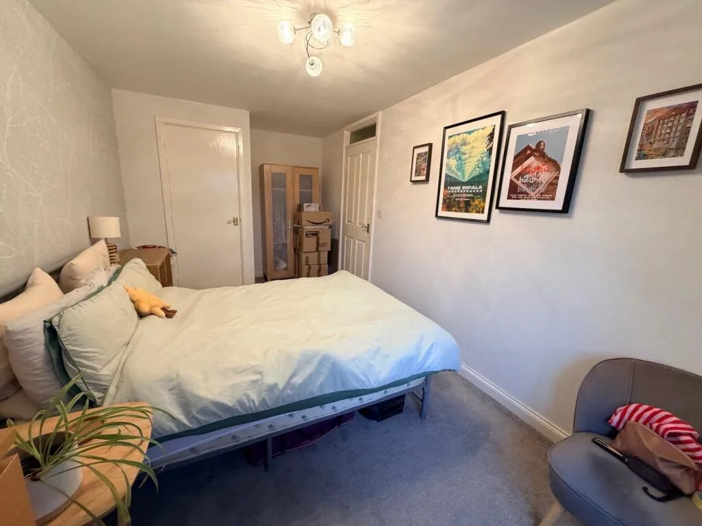 2 bedroom maisonette for rent