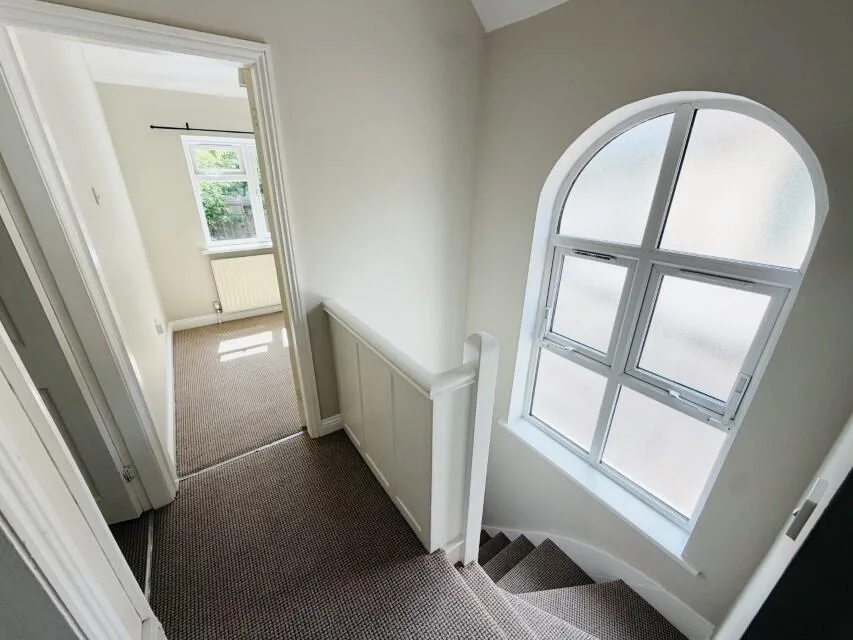 3 bedroom semi-detached house for rent