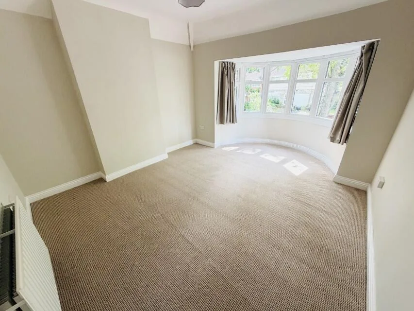 3 bedroom semi-detached house for rent
