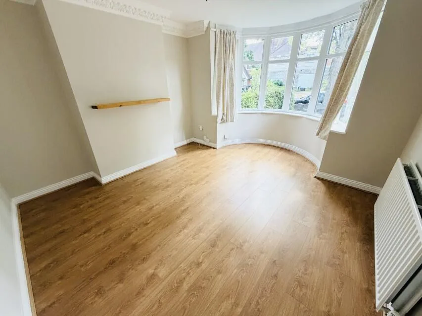 3 bedroom semi-detached house for rent