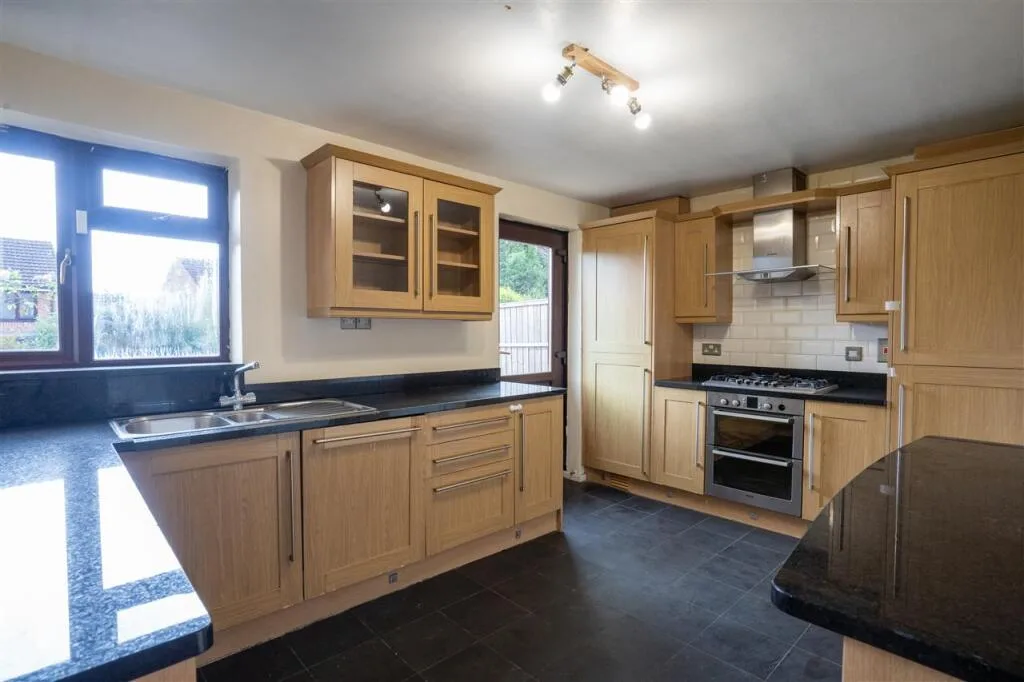 3 bedroom property for rent