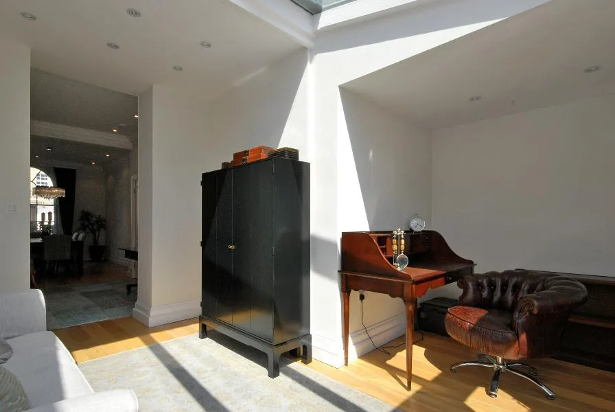 5 bedroom terraced house for rent