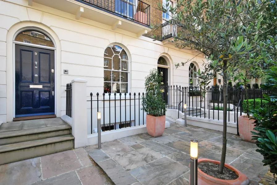 5 bedroom terraced house for rent