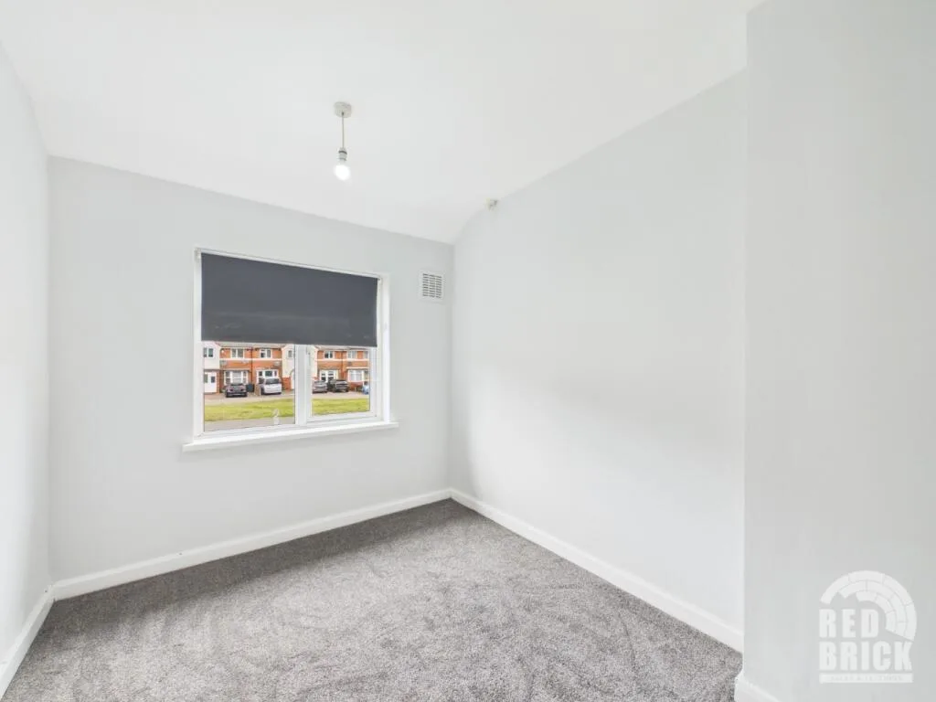 3 bedroom semi-detached house for rent
