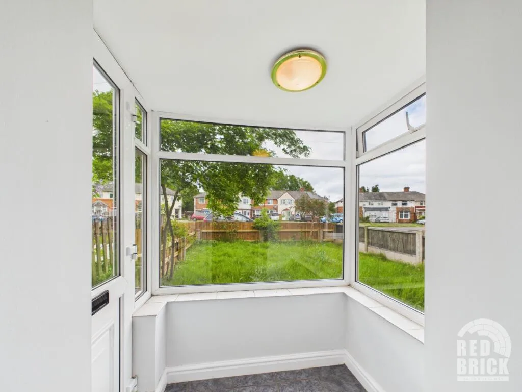 3 bedroom semi-detached house for rent