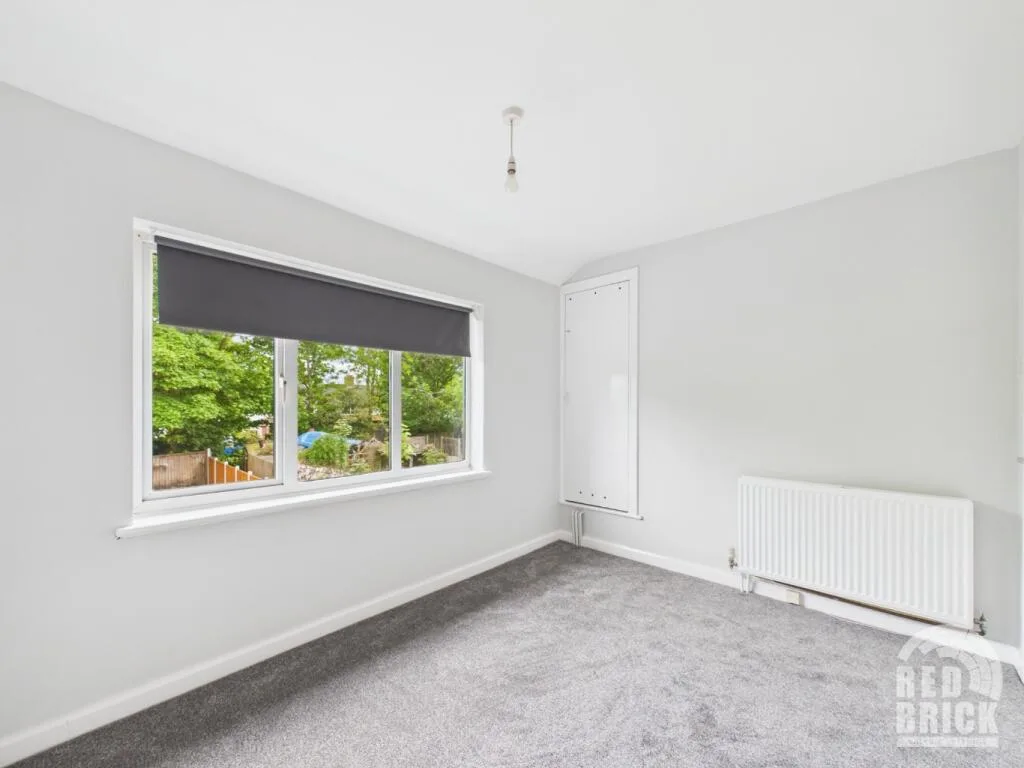 3 bedroom semi-detached house for rent