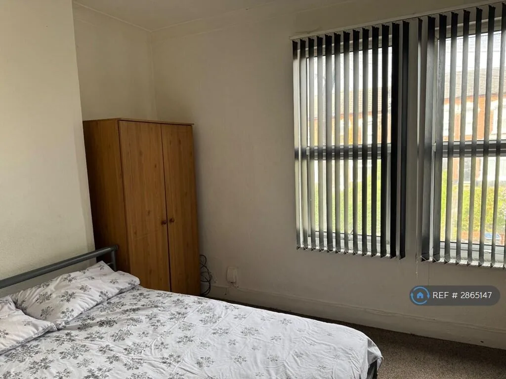 1 bedroom house share for rent