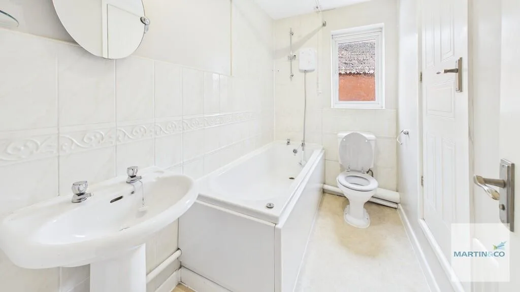 2 bedroom semi-detached house for rent