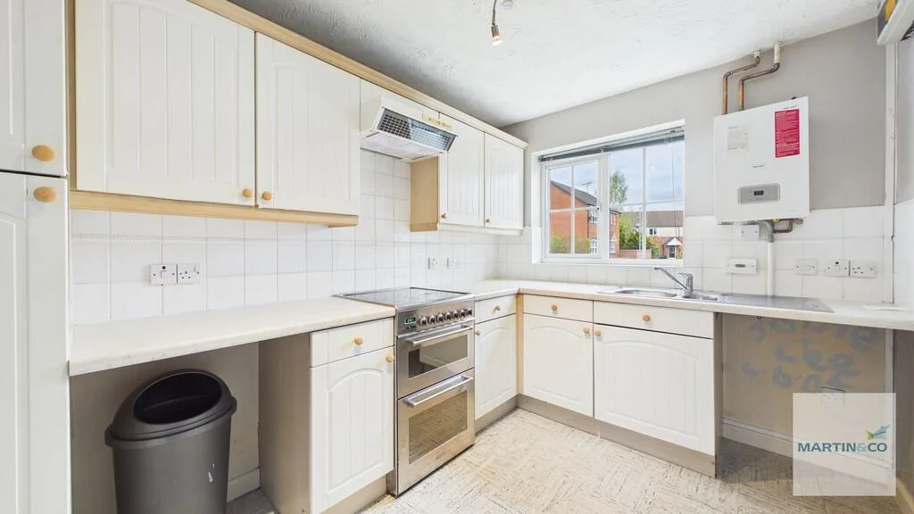 2 bedroom semi-detached house for rent