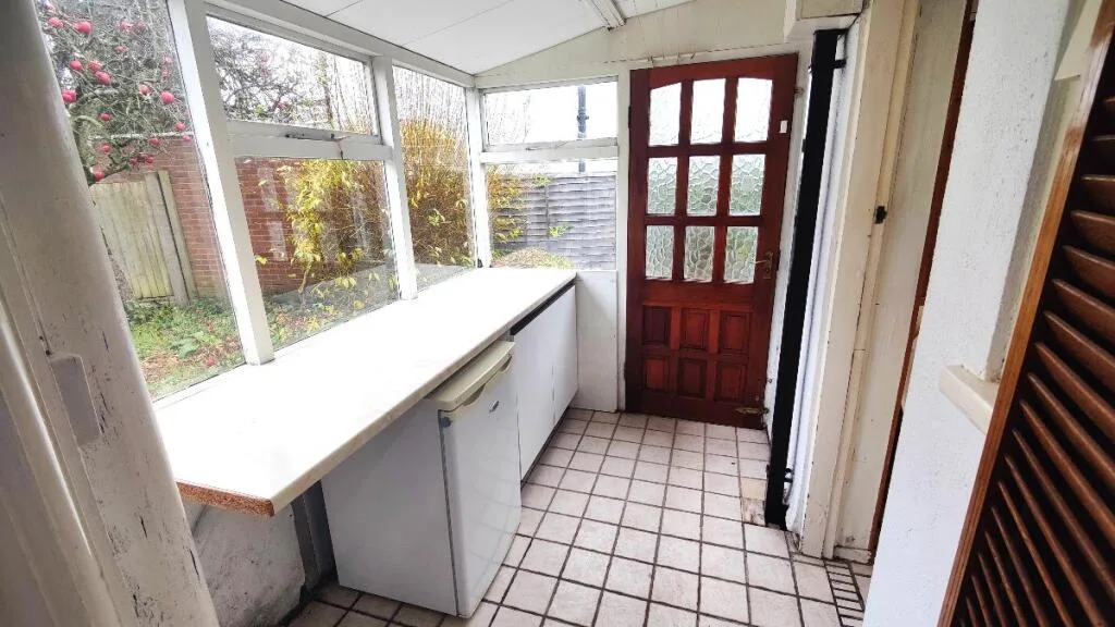 3 bedroom semi-detached house for rent