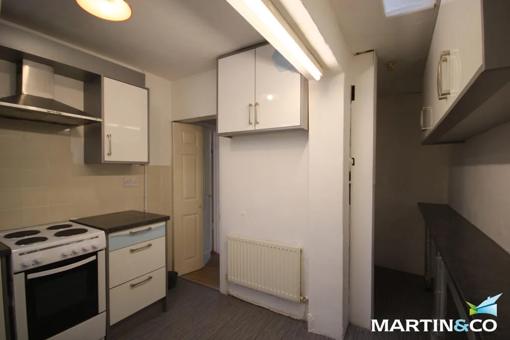3 bedroom semi-detached house for rent