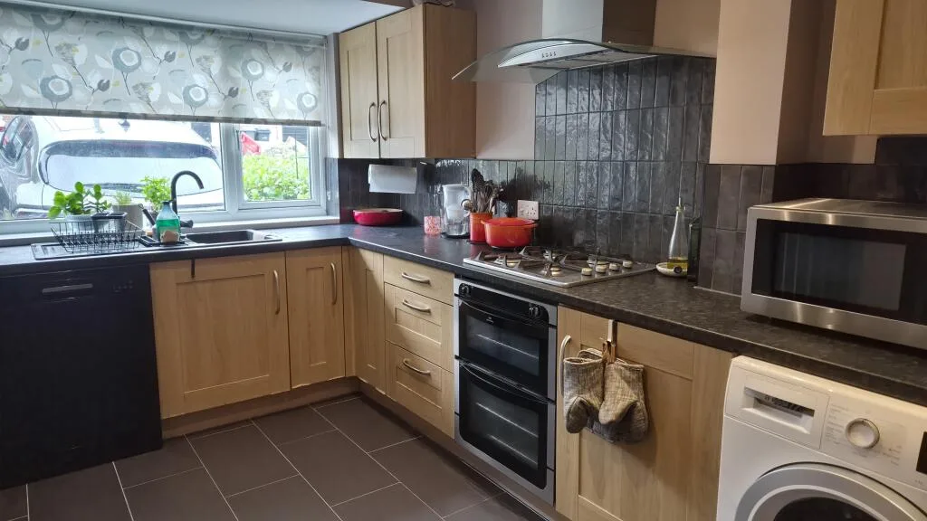 3 bedroom detached house for rent