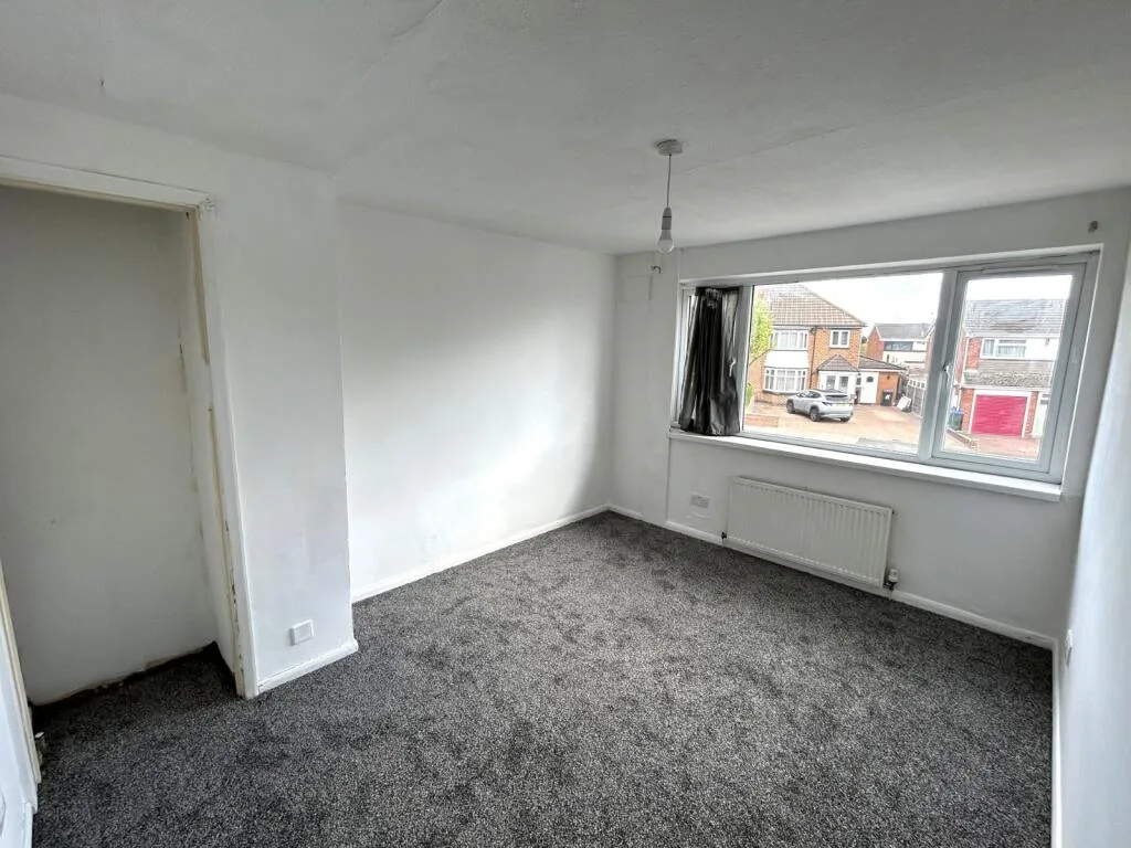 3 bedroom semi-detached house for rent
