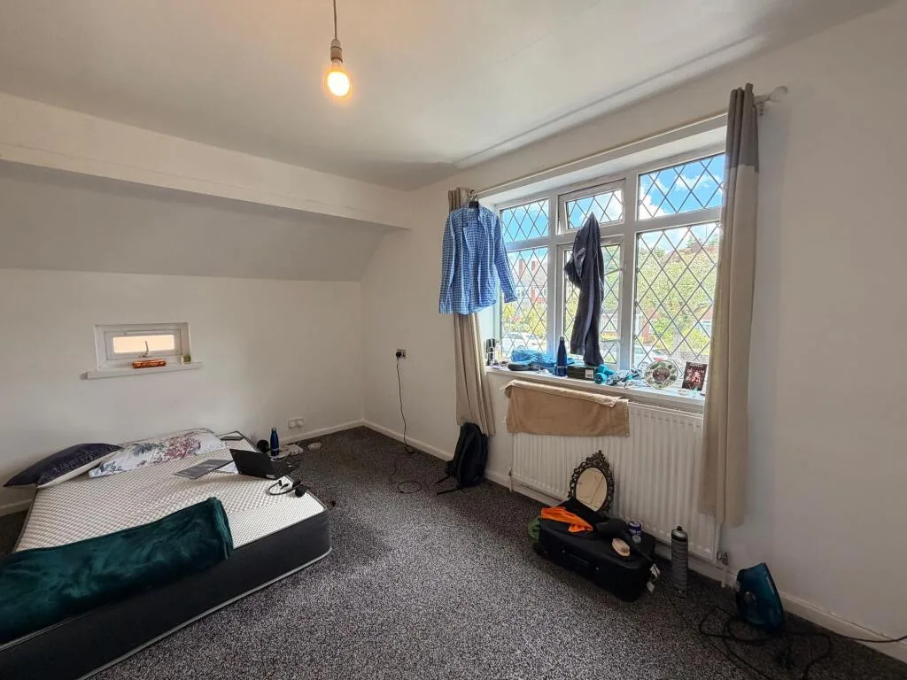 3 bedroom semi-detached house for rent