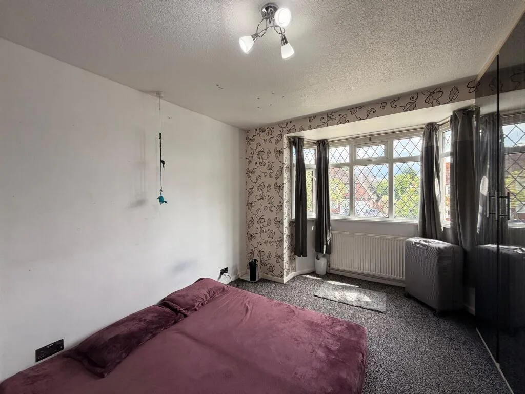 3 bedroom semi-detached house for rent