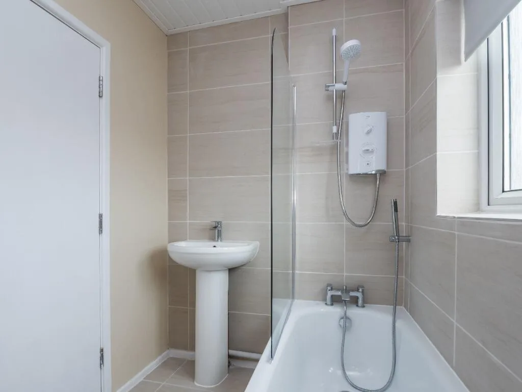 4 bedroom terraced house for rent