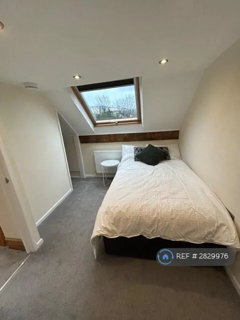 1 bedroom house share for rent