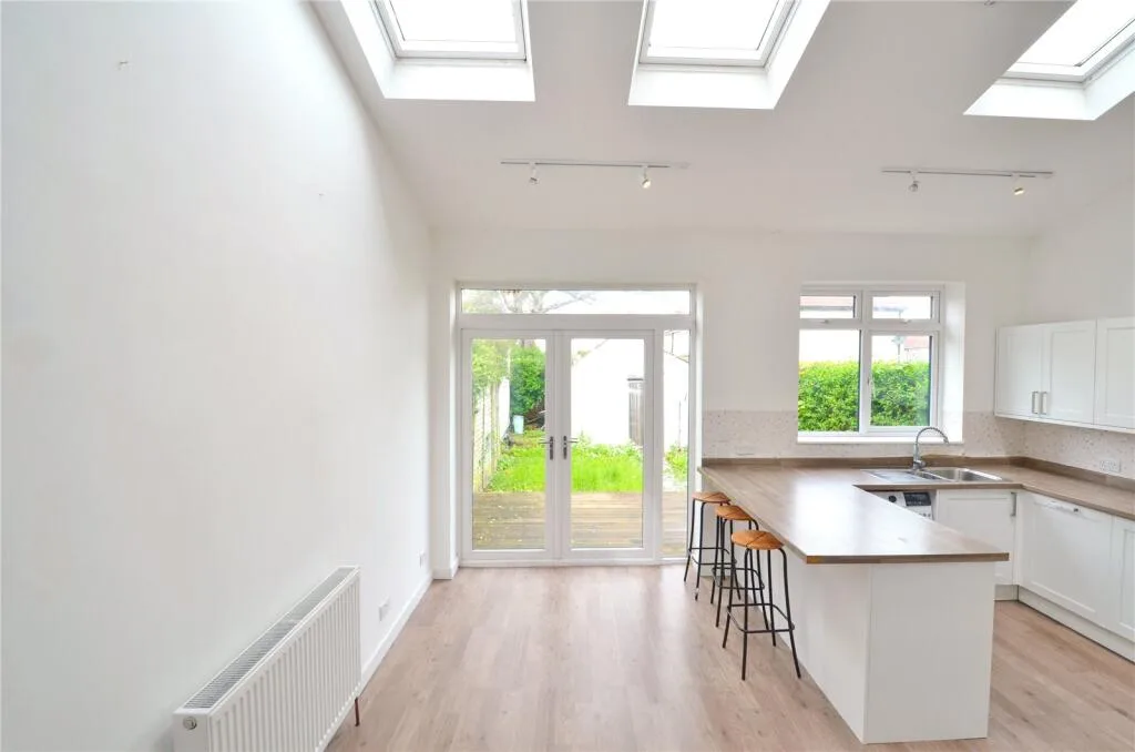 4 bedroom terraced house for rent