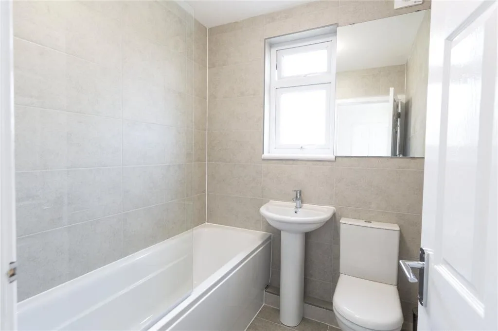 4 bedroom terraced house for rent