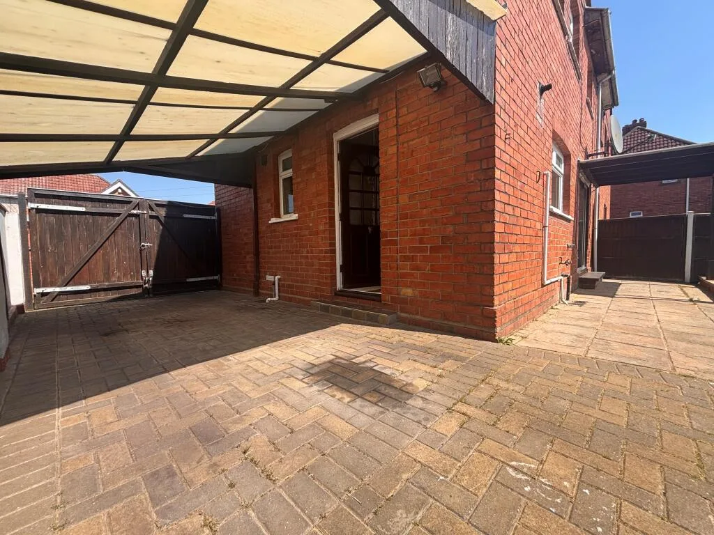 3 bedroom house for rent