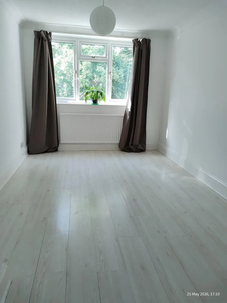 3 bedroom semi-detached house for rent