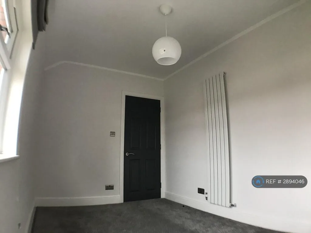 3 bedroom semi-detached house for rent
