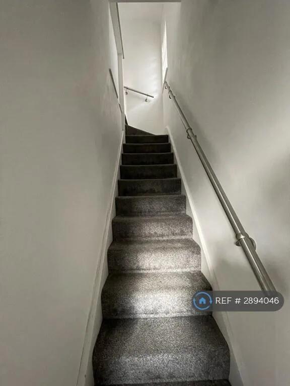 3 bedroom semi-detached house for rent