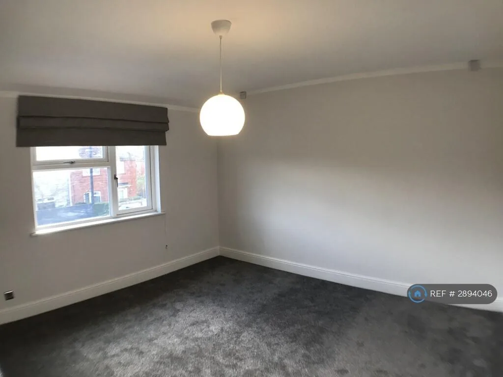 3 bedroom semi-detached house for rent