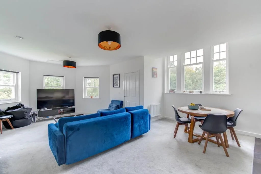 2 bedroom duplex for rent
