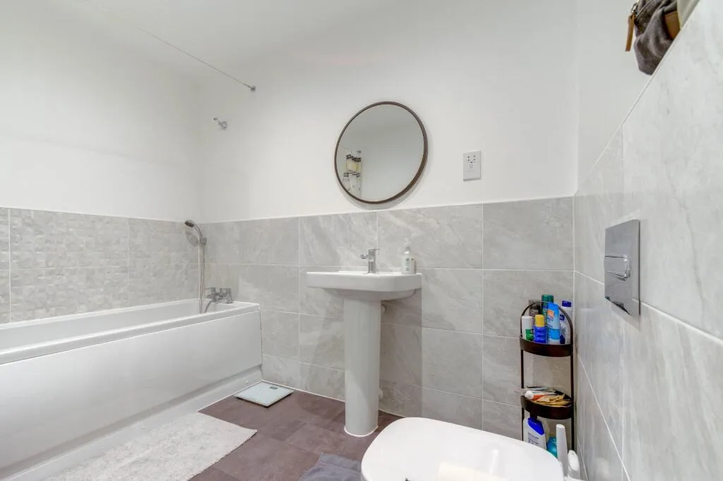 2 bedroom duplex for rent