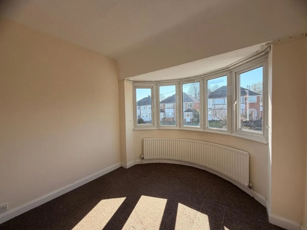 3 bedroom semi-detached house for rent