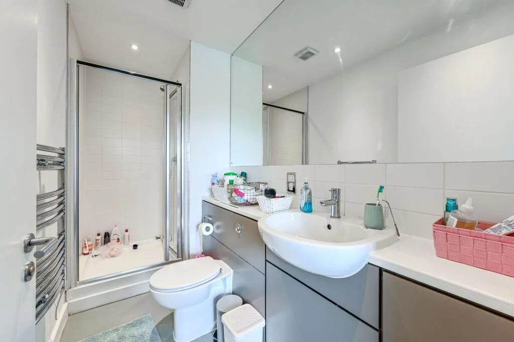 4 bedroom flat for rent