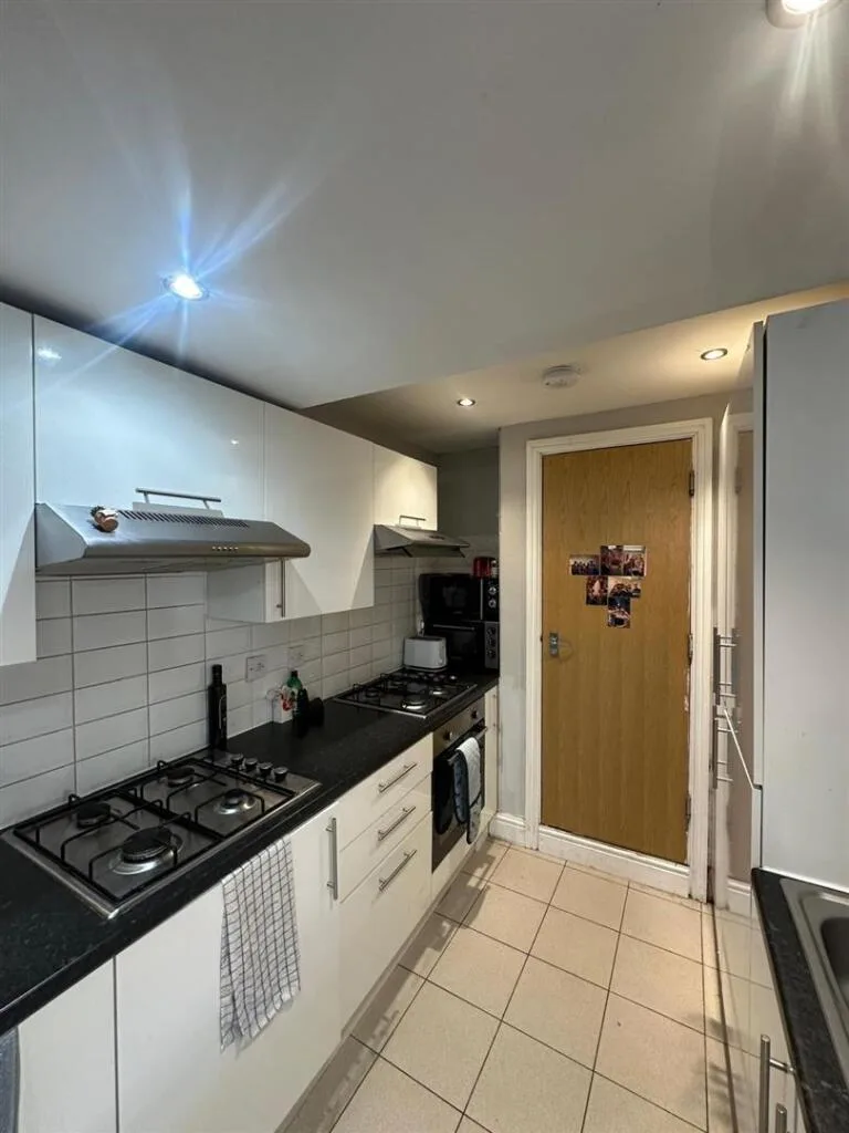 4 bedroom house for rent