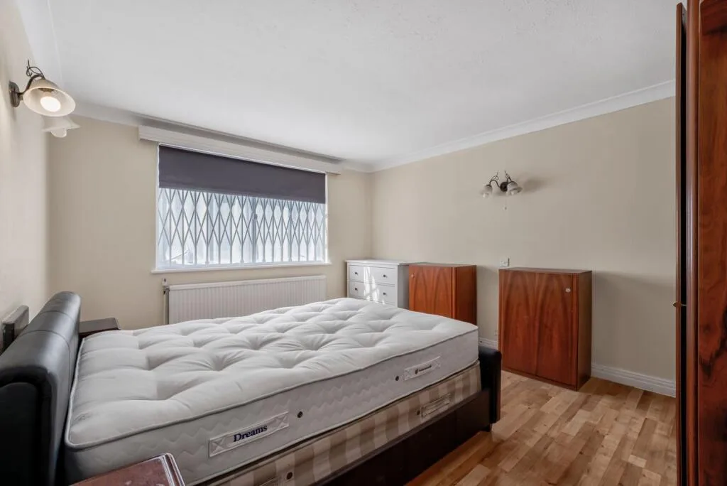 2 bedroom detached house for rent
