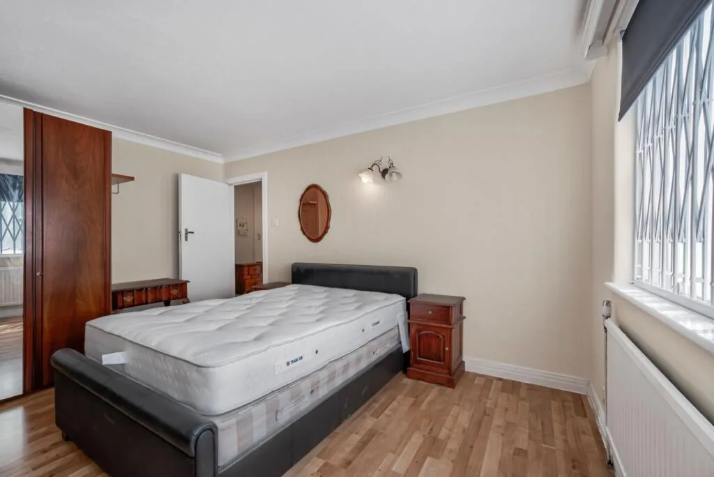 2 bedroom detached house for rent