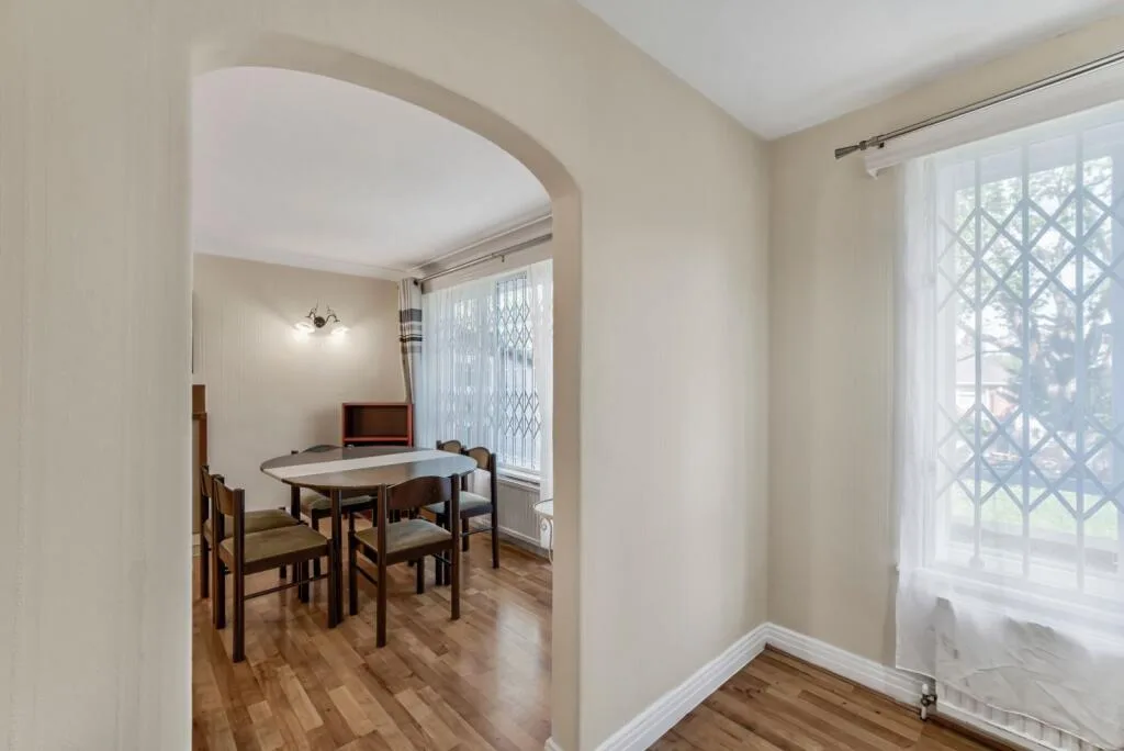 2 bedroom detached house for rent