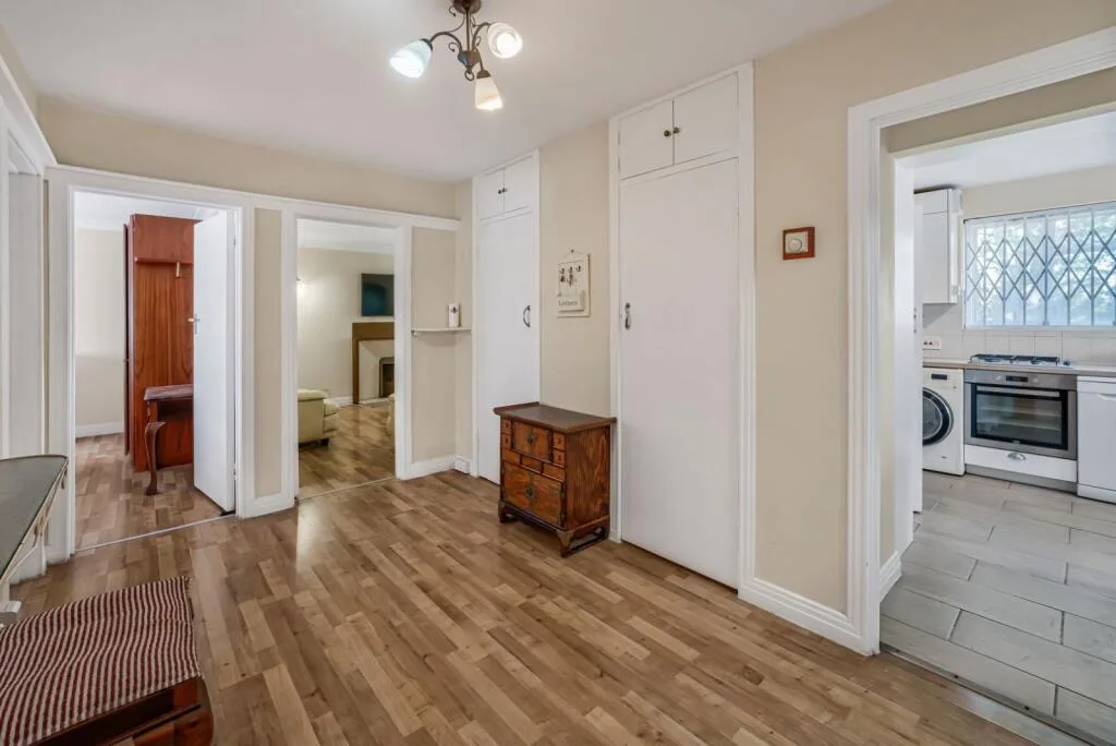 2 bedroom detached house for rent