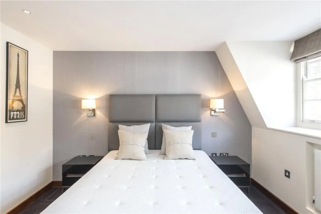 3 bedroom mews property for rent