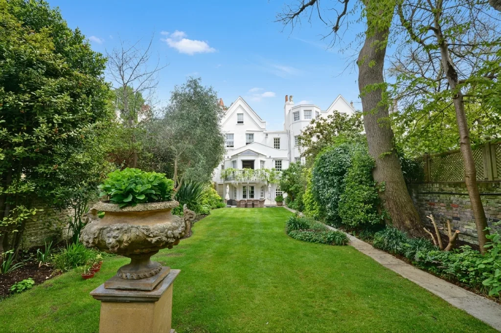 5 bedroom house for rent