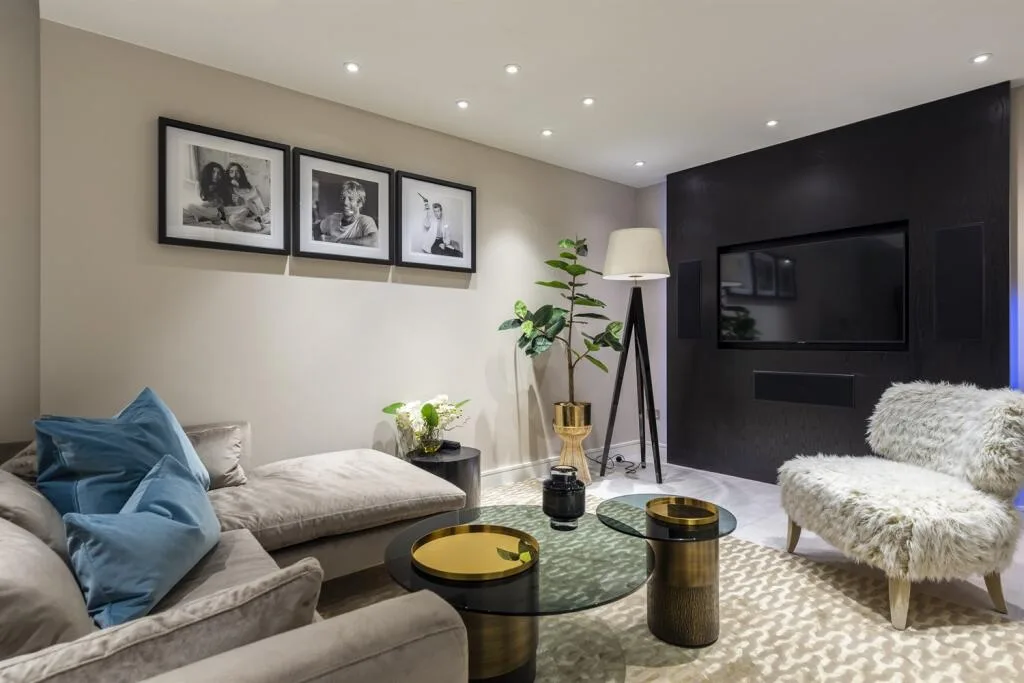 3 bedroom mews property for rent
