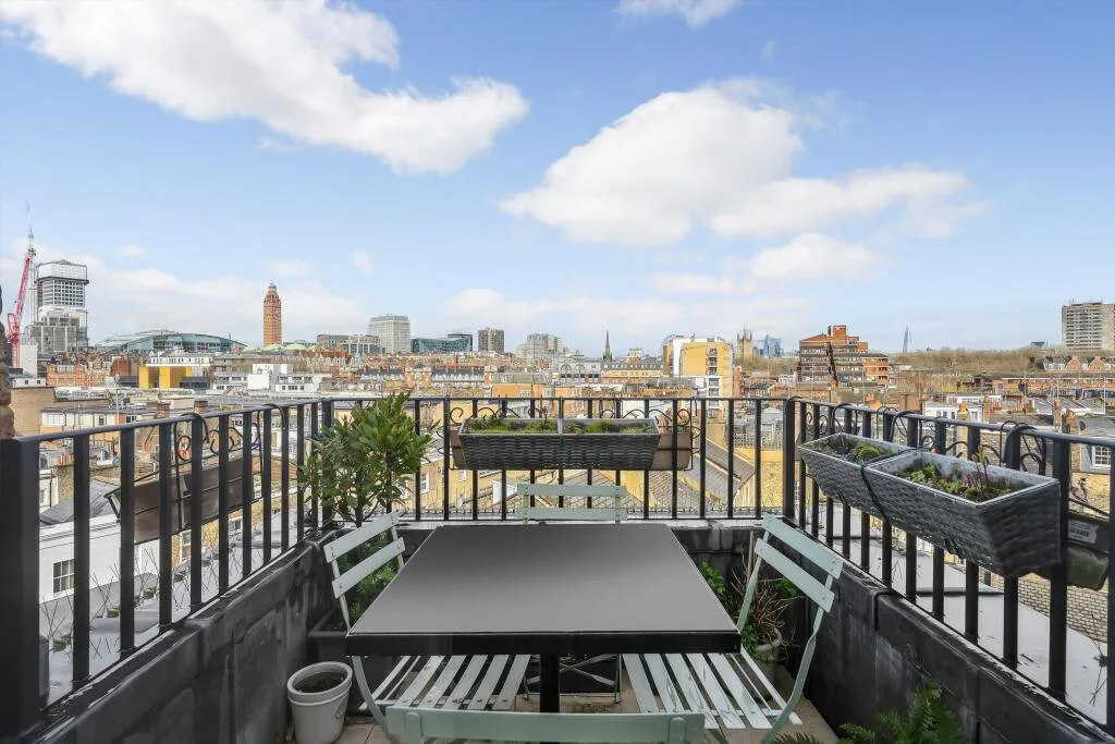 3 bedroom flat for rent